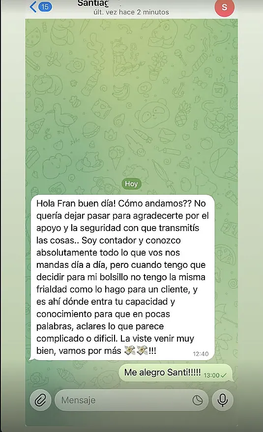 Testimonio de cliente en WhatsApp o Telegram